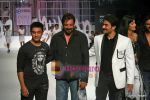 Aamir Khan, Arbaaz Khan, Sanjay Dutt at Being Human Show in HDIL Day 2 on 13th Oct 2009 (169).JPG
